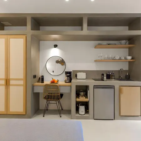 Clementina Paros Apartment *