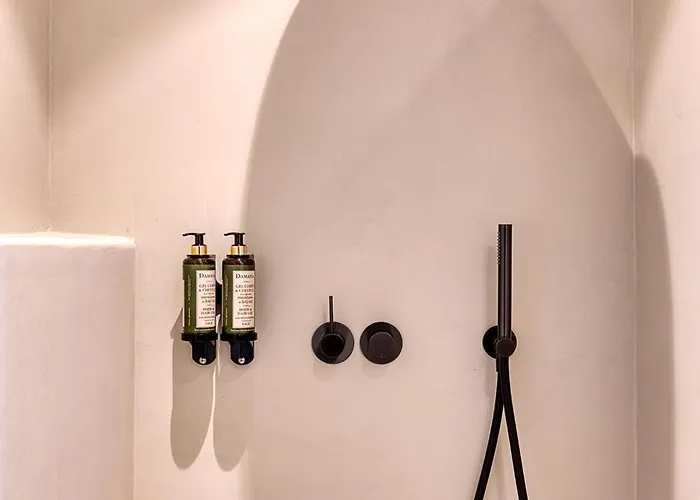 Clementina Paros * Zambujeira do Mar