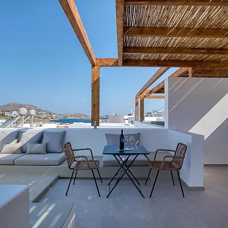 Clementina Paros 아파트 나오우사