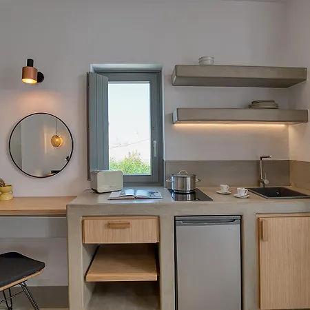 Clementina Paros 아파트