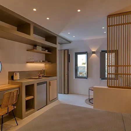 Clementina Paros 아파트 *