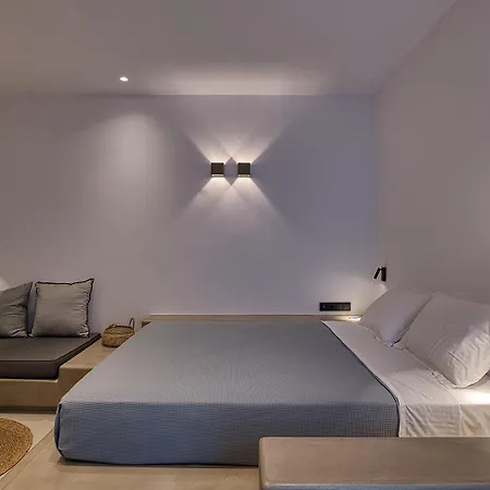 Clementina Paros 아파트