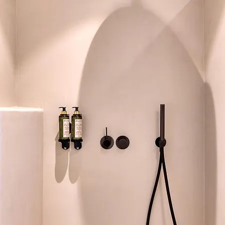 Clementina Paros * 나오우사