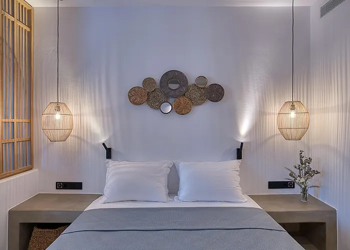 Clementina Paros Apartment