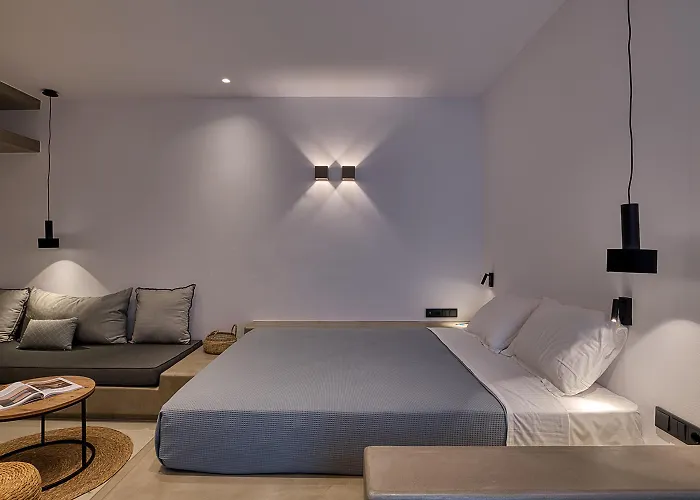 Clementina Paros Apartment