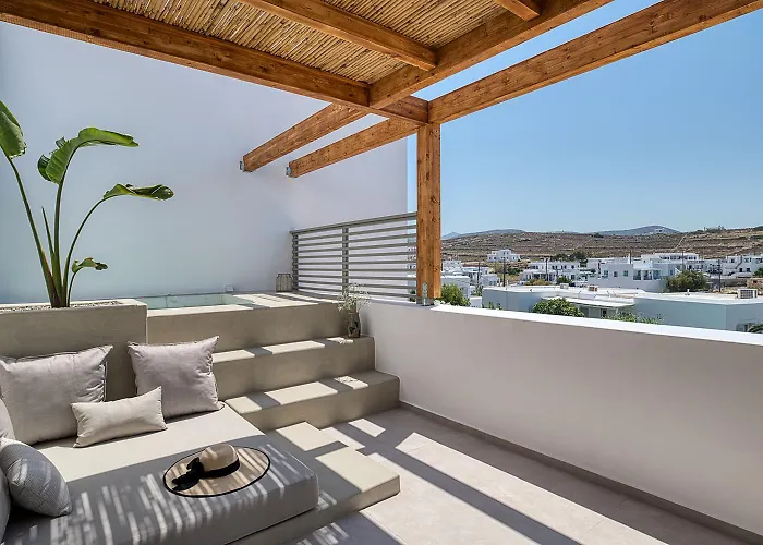 Clementina Paros Apartment